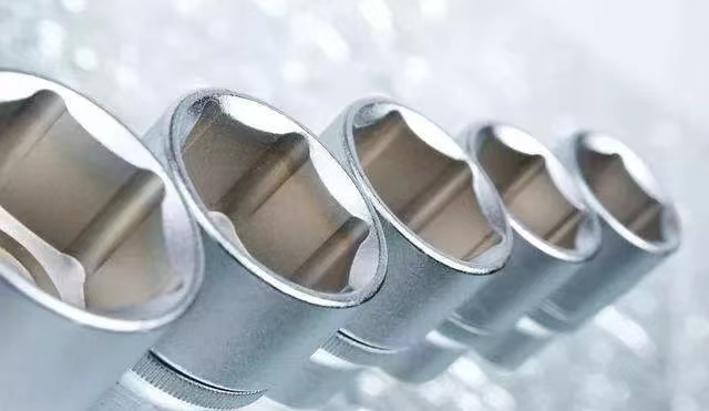 緊固件的表面處理:鍍鋅、磷化、發黑、鍍鉻該選哪一個?